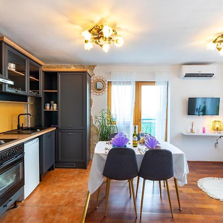 Olive Garden House In Zrnovnica With A View & Bbq Villa Buitenkant foto